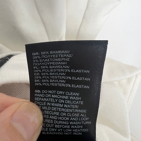 The North Face Women's Black White Colorblock Kangaroo Pocket Hooded Sweatshirt - Picture 9 of 10